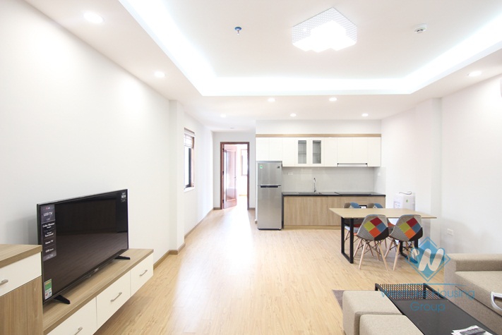 One bedroom apartment for rent in main street ot Tay Ho district.